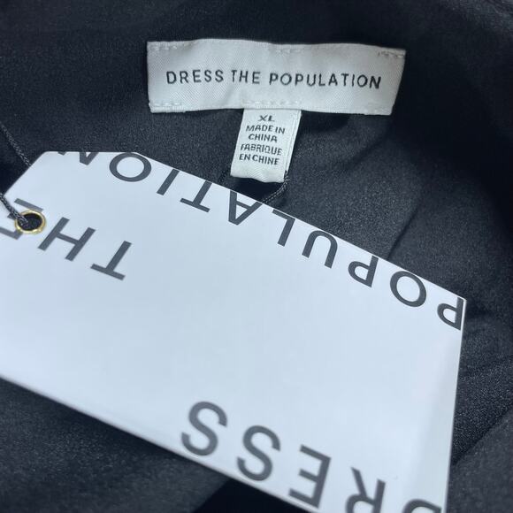 Dress The Population NWT Tiffany One-Shoulder Jumpsuit Size XL Black Pockets - Picture 3 of 9